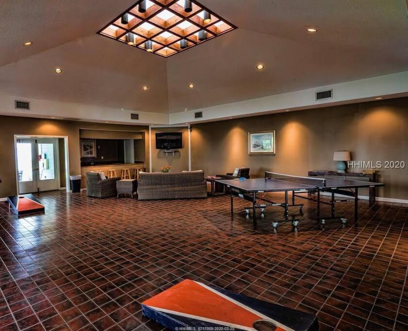 Cute 2 Bedroom, 2 Bath Condo At Folly Field Beach Hilton Head Island Dış mekan fotoğraf