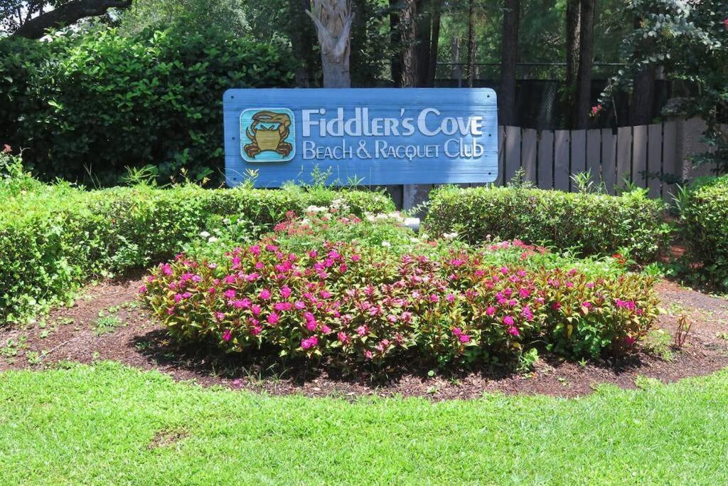 Cute 2 Bedroom, 2 Bath Condo At Folly Field Beach Hilton Head Island Dış mekan fotoğraf